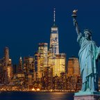 New York_Statue of Liberty Night time